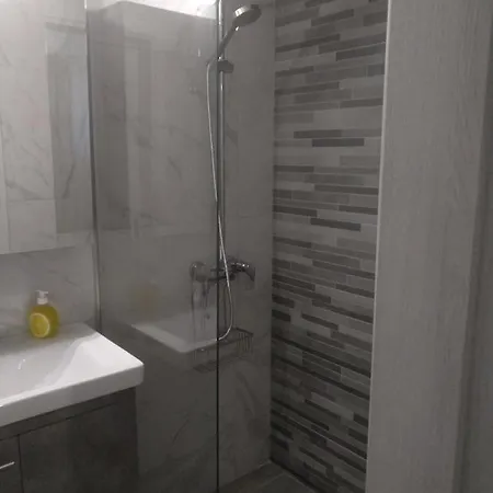 Apartment Nikos House Studio 1 παραλία οφρυνίου
